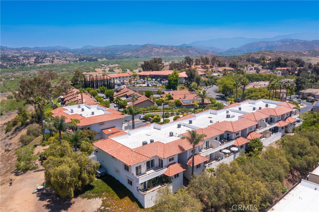 MLS #OC25148049 image #45