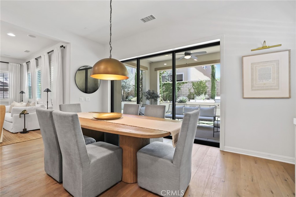 MLS #OC25148097 image #17