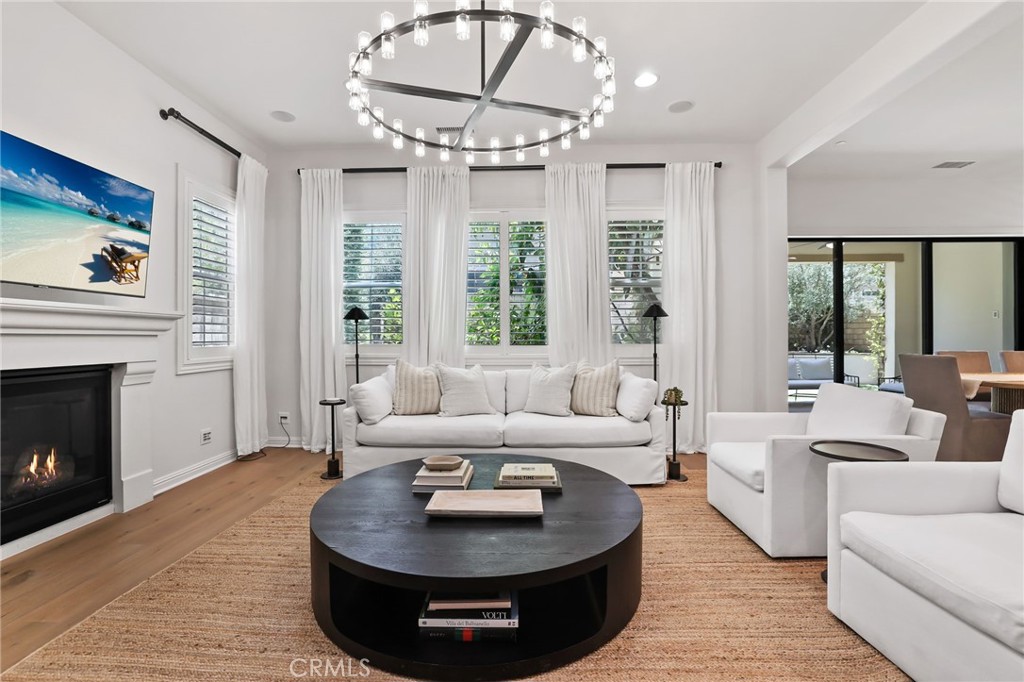 MLS #OC25148097 image #4