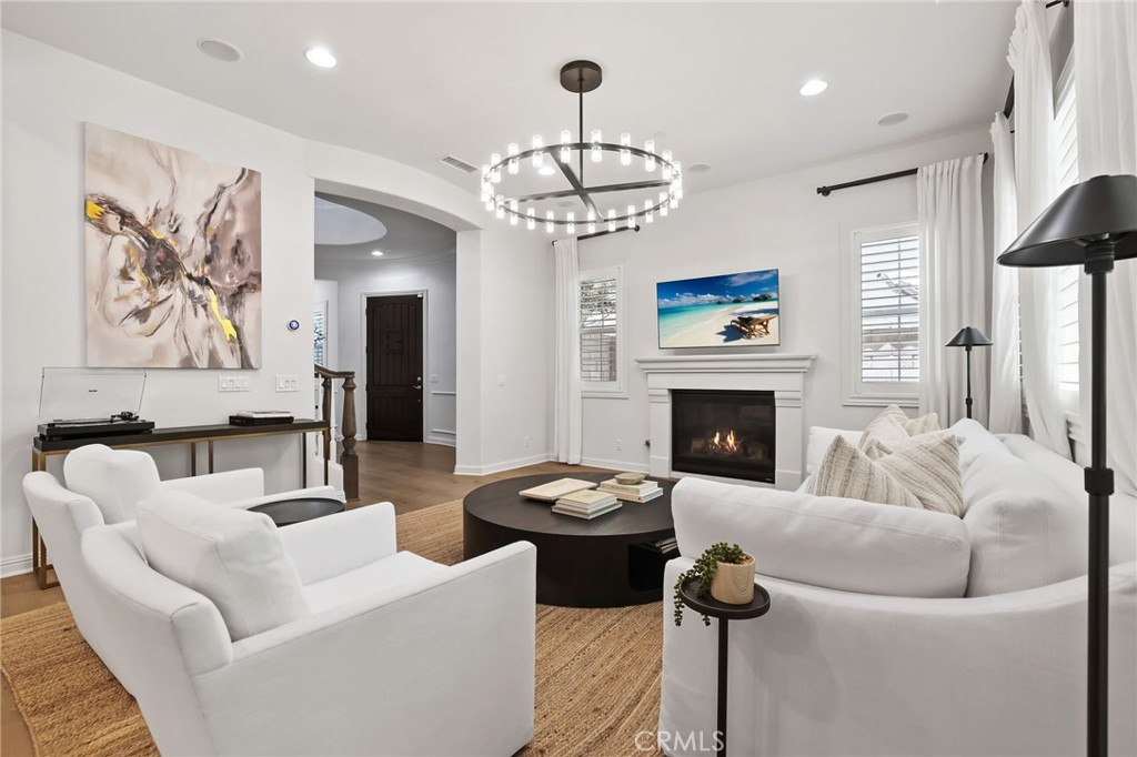 MLS #OC25148097 image #7