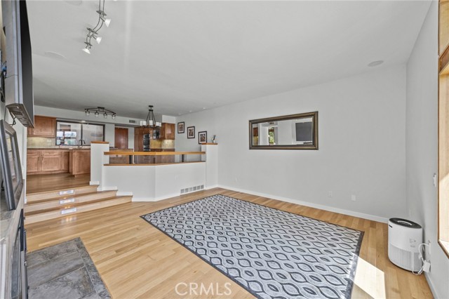 MLS #OC25148463 img 16