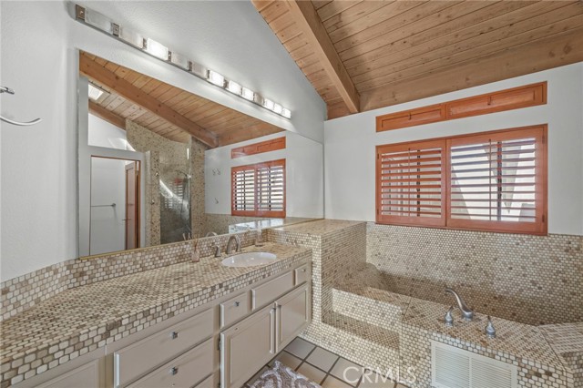 MLS #OC25148463 img 27