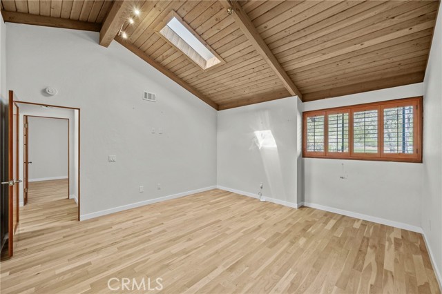 MLS #OC25148463 img 30