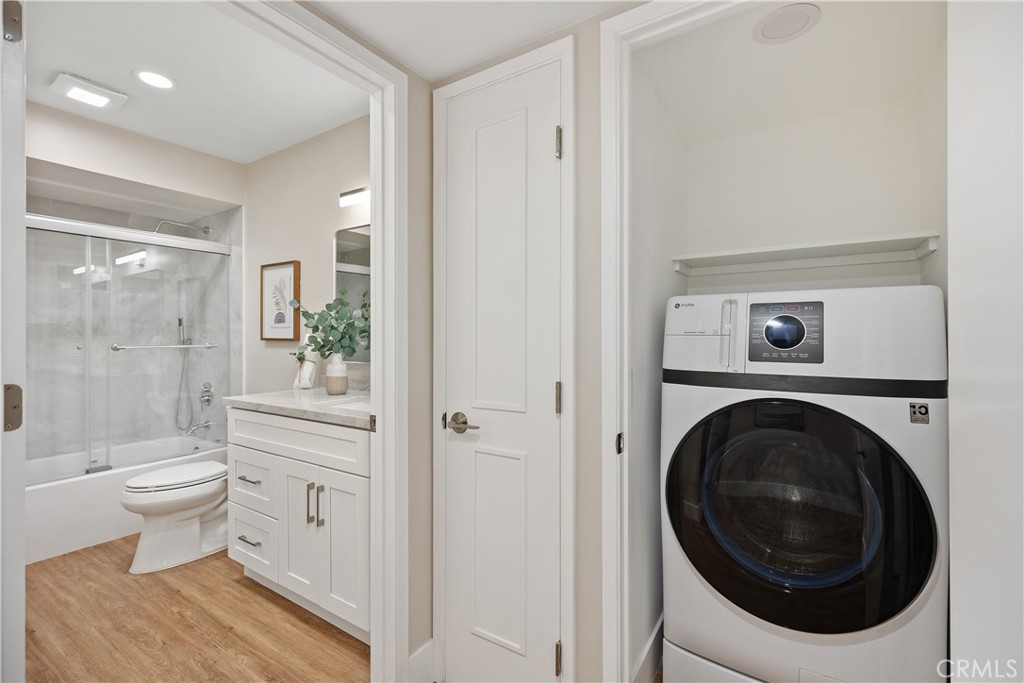 MLS #OC25148491 image #23