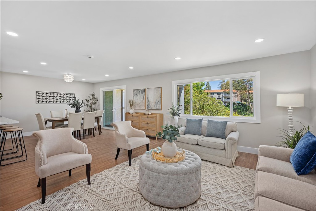 MLS #OC25148491 image #8