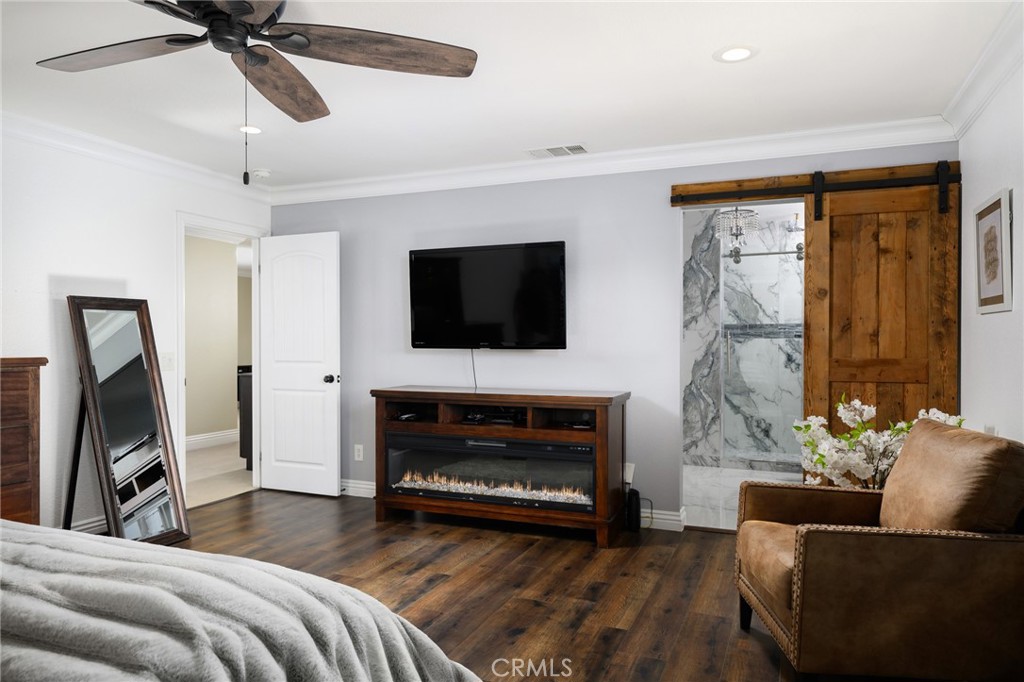 MLS #OC25148552 image #13