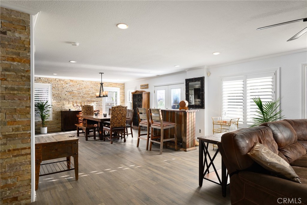 MLS #OC25148552 image #5