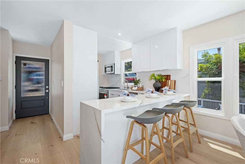 MLS #OC25148687 image #9