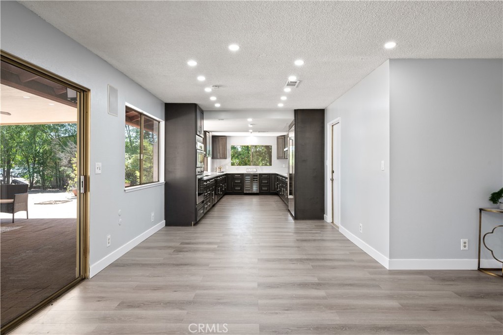 MLS #OC25148883 image #14