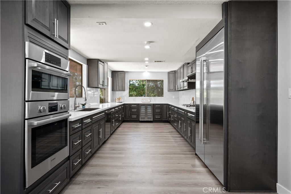 MLS #OC25148883 image #15