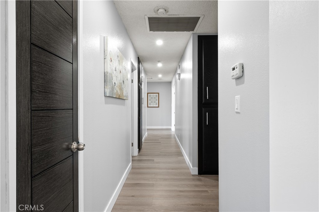 MLS #OC25148883 image #24