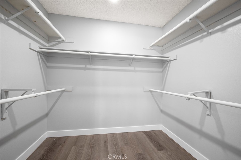 MLS #OC25148883 image #35