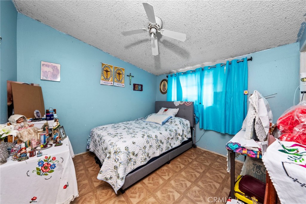 MLS #OC25148988 image #16