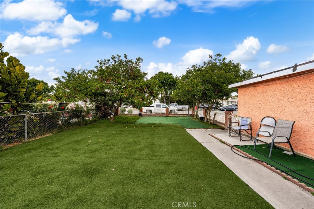 MLS #OC25148988 image #4