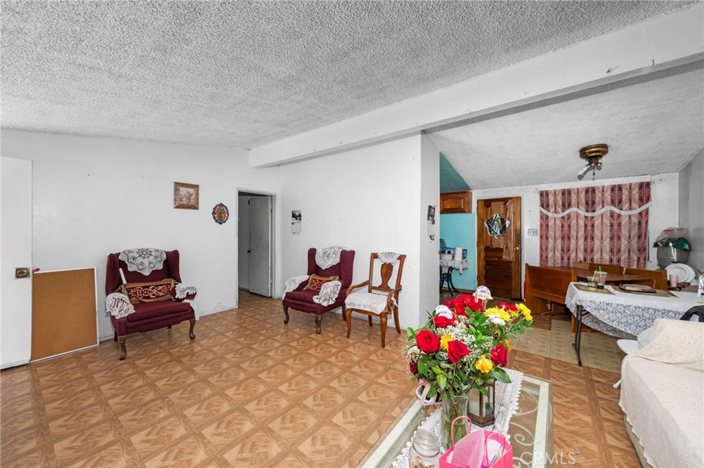 MLS #OC25148988 image #7