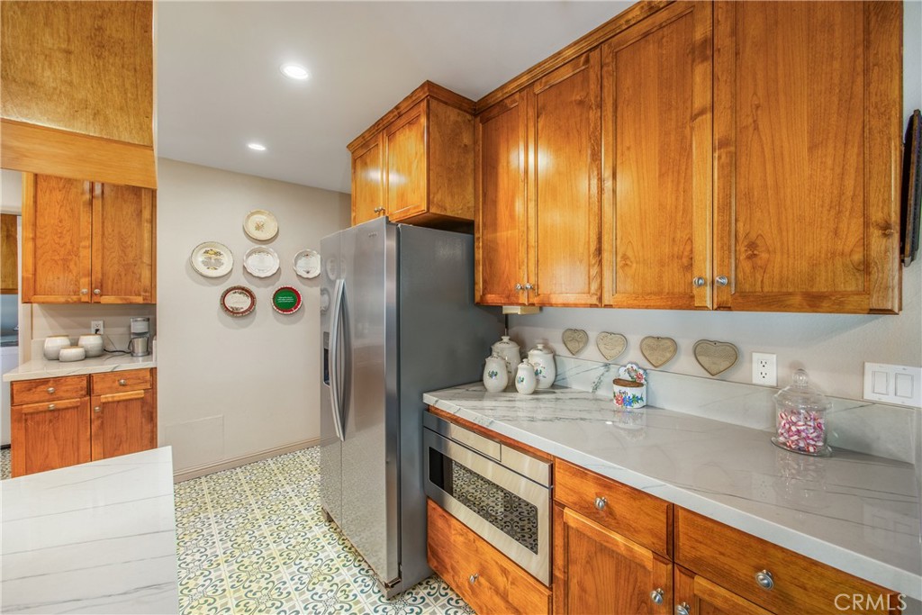 MLS #OC25149147 image #13