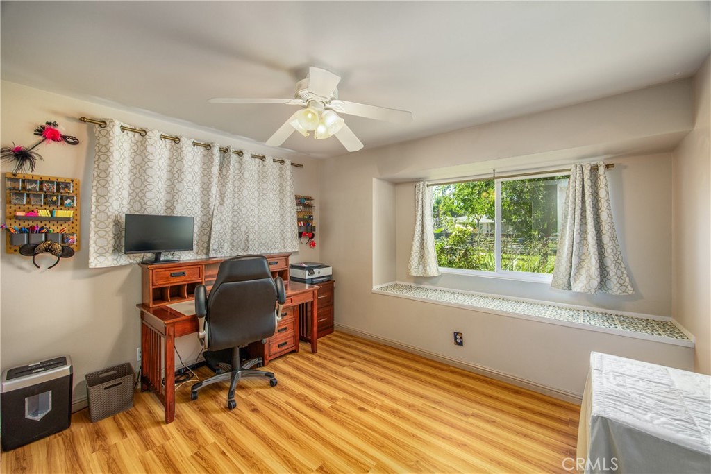 MLS #OC25149147 image #24