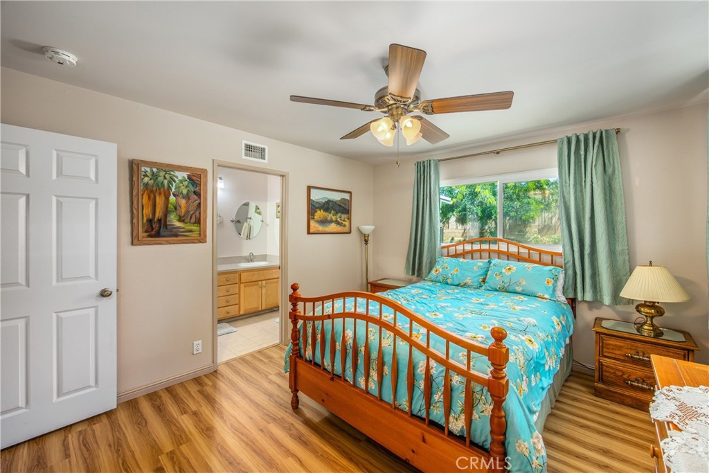 MLS #OC25149147 image #27