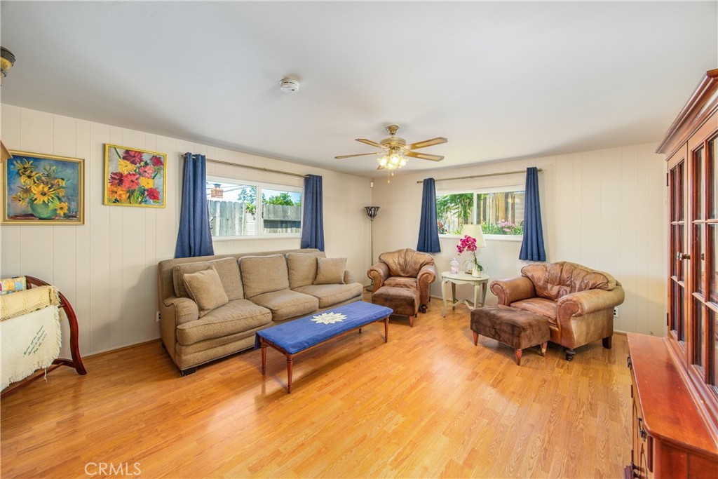 MLS #OC25149147 image #9