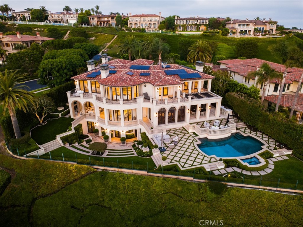 MLS #OC25149384 image #0