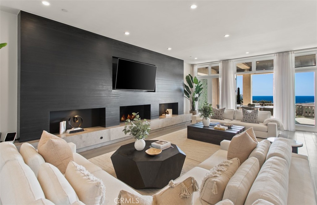 MLS #OC25149384 image #10