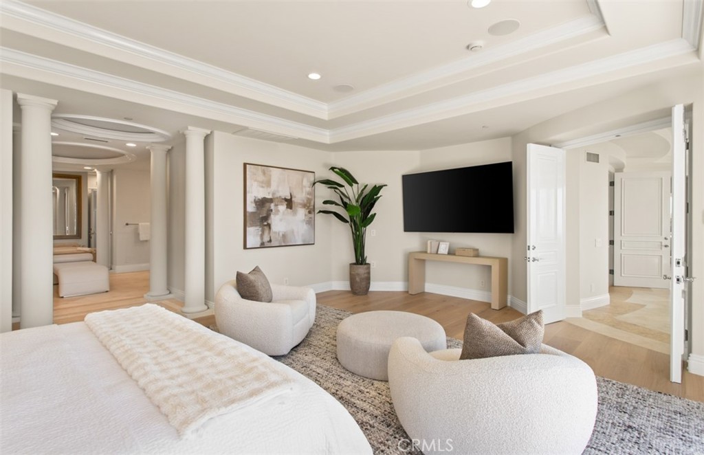 MLS #OC25149384 image #35