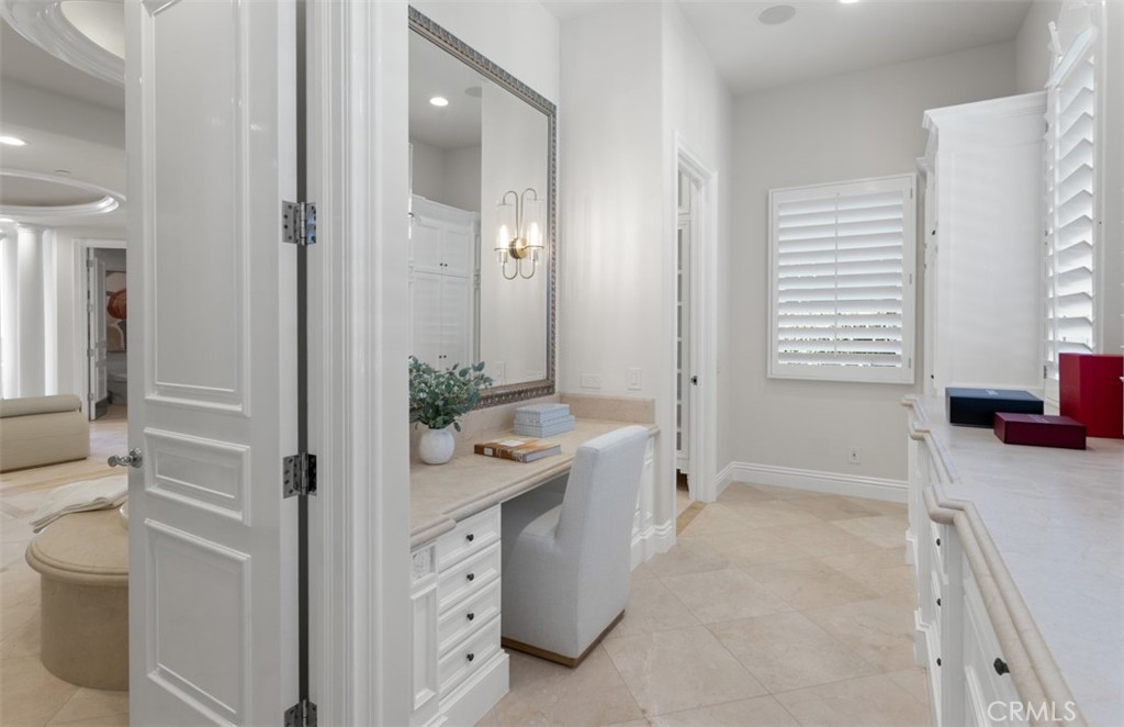 MLS #OC25149384 image #39