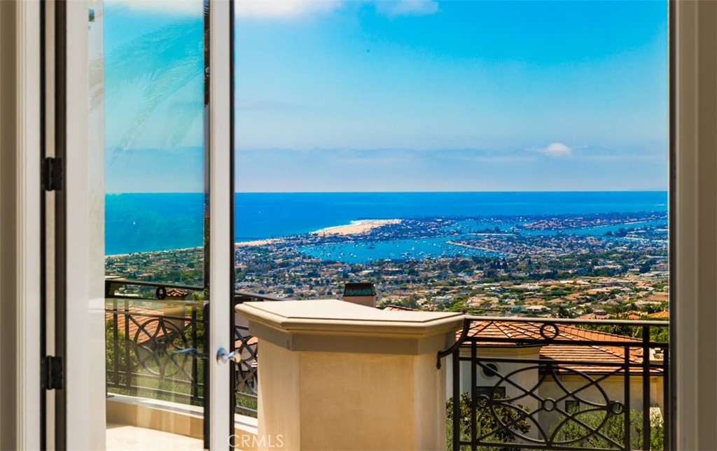 MLS #OC25149384 image #46