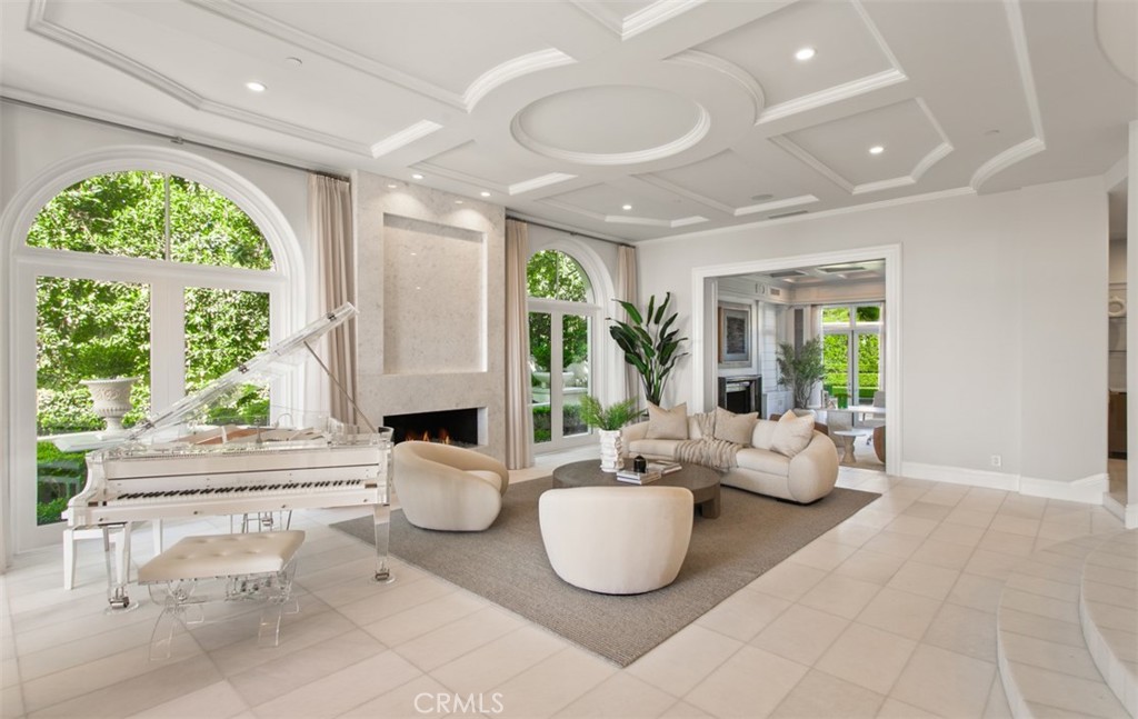 MLS #OC25149384 image #6