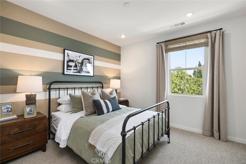 MLS #OC25149537 image #17