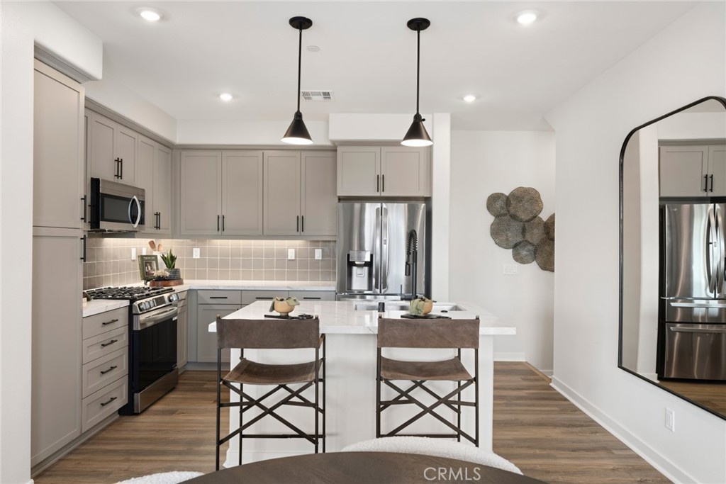 MLS #OC25149537 image #8