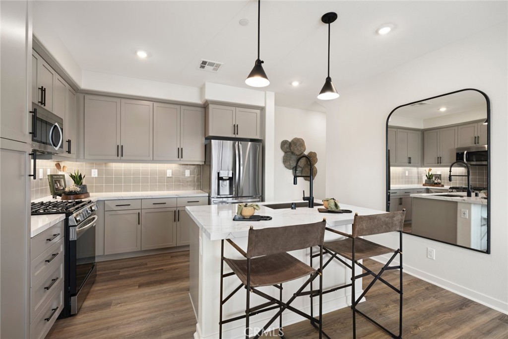 MLS #OC25149537 image #9