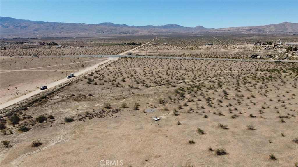 MLS #OC25149689 image #9