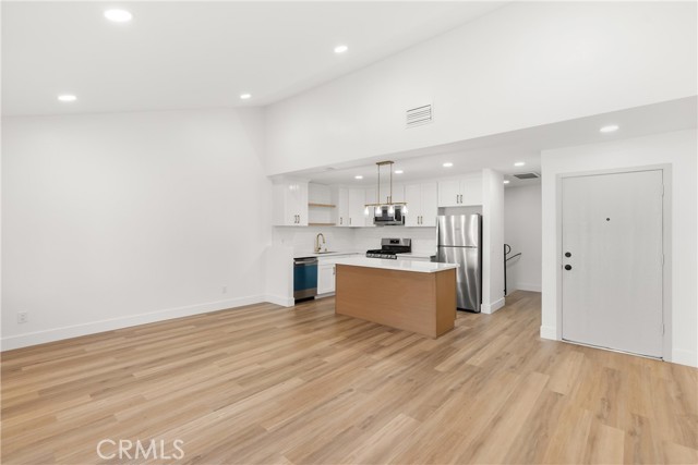 MLS #OC25150130 image #13