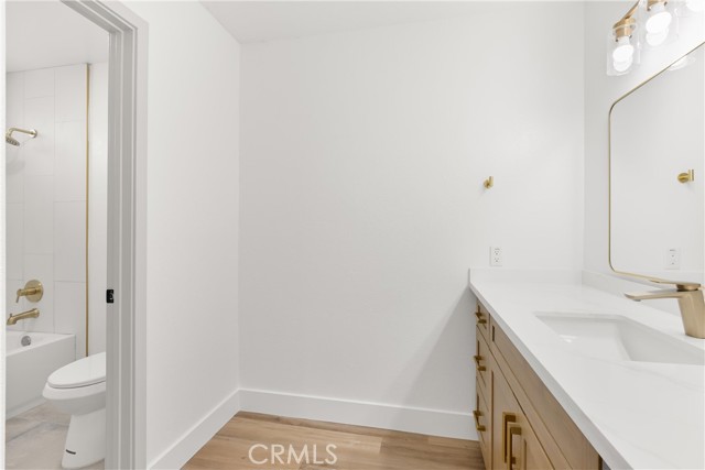 MLS #OC25150130 image #19