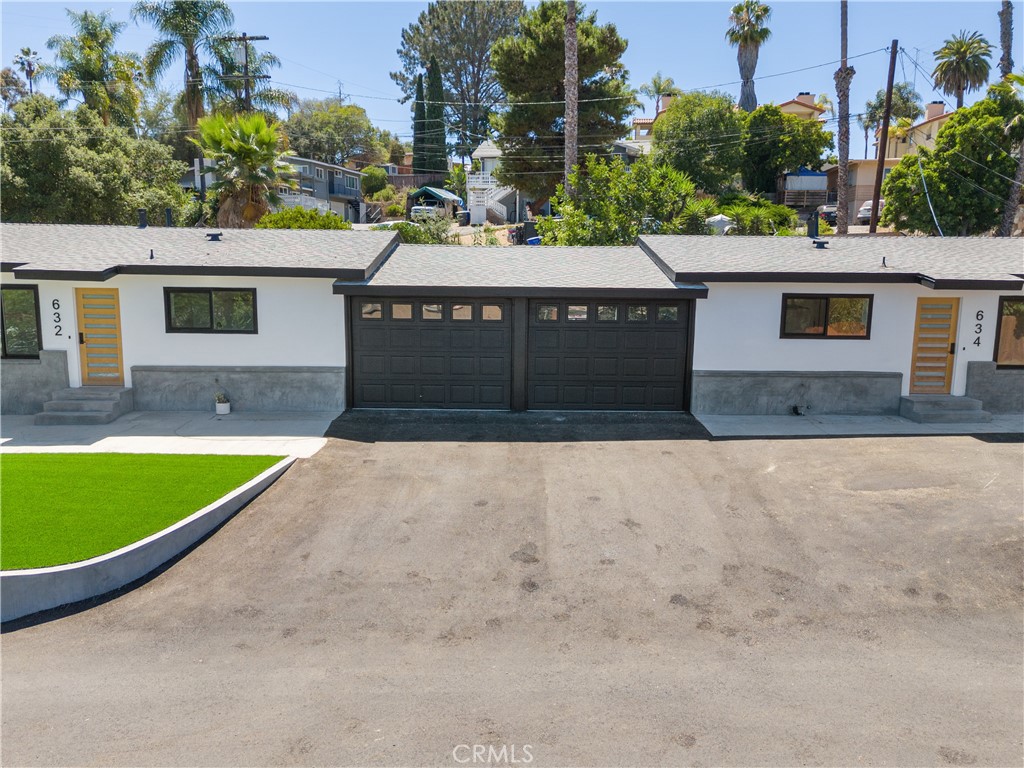 MLS #OC25150250 image #1