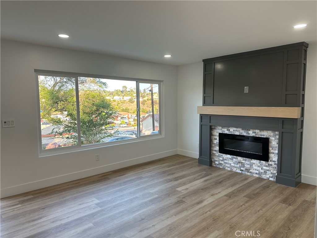 MLS #OC25150250 image #18