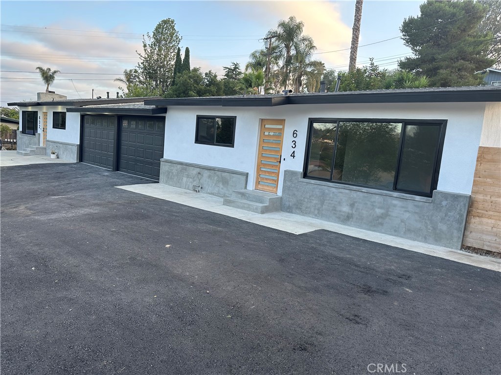 MLS #OC25150250 image #2