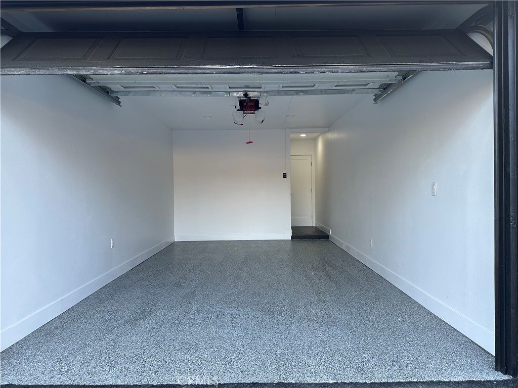 MLS #OC25150250 image #30