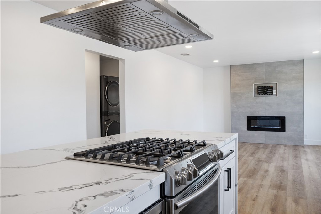 MLS #OC25150250 image #9