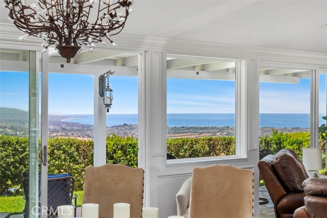 MLS #OC25150602 image #0