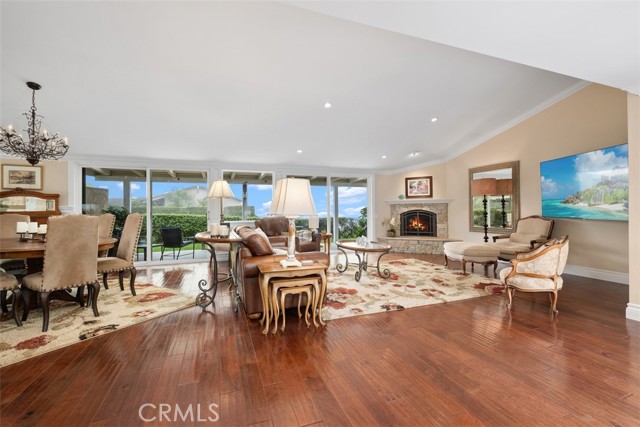 MLS #OC25150602 image #11