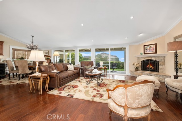 MLS #OC25150602 image #14