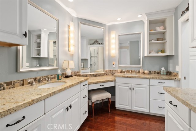 MLS #OC25150602 image #27