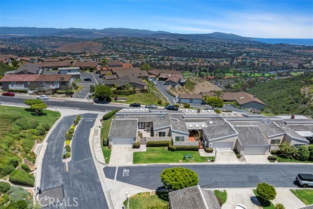 MLS #OC25150602 image #42