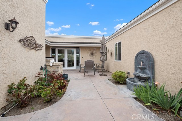 MLS #OC25150602 image #5