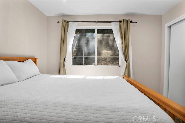 MLS #OC25150651 image #16