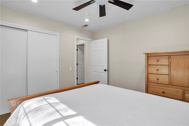 MLS #OC25150651 image #17