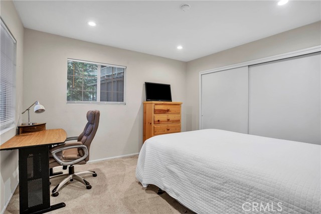 MLS #OC25150651 image #30