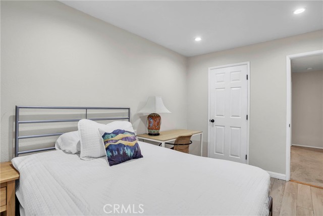 MLS #OC25150651 image #35